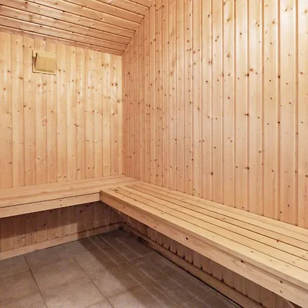 14 Person In Hojslev * Sundstrup