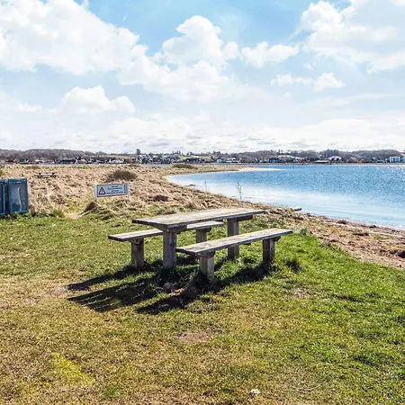 بيت للعطل 14 Person In Hojslev *